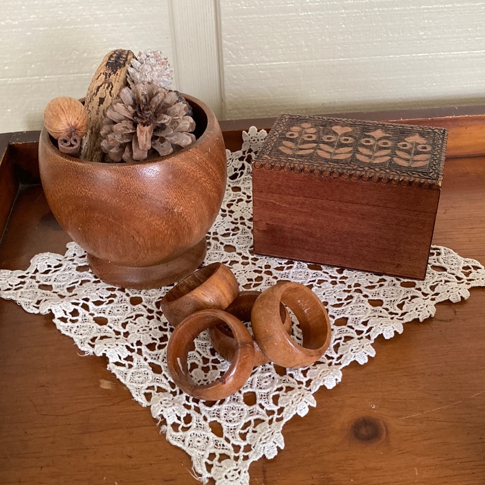 Vintage Wood Decor Set